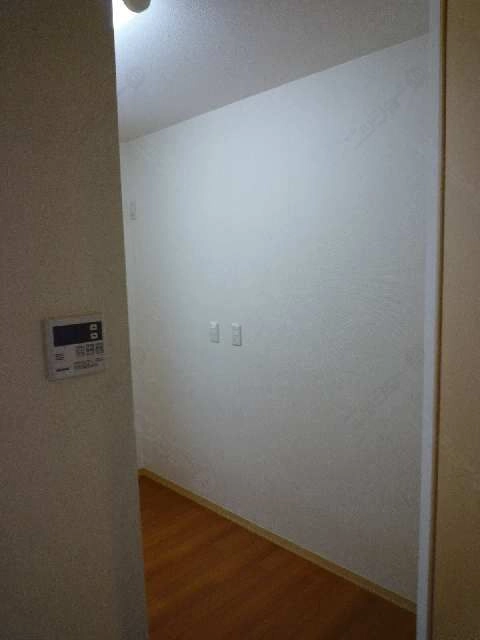 202キッチン裏壁