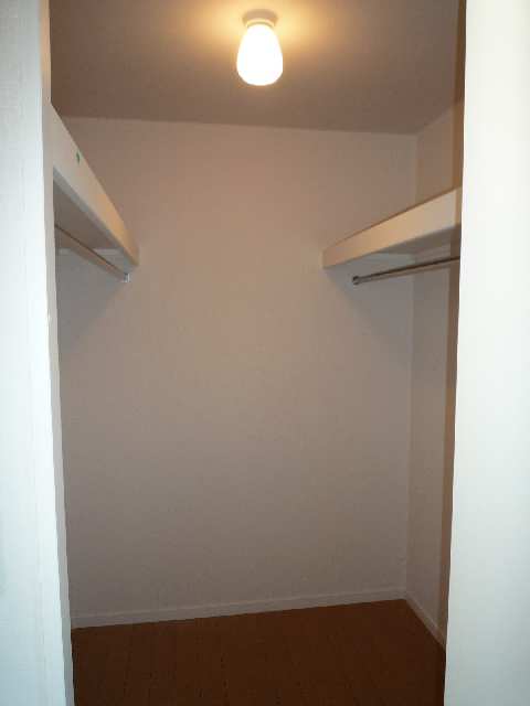 北側洋室ｸﾛｰｾﾞｯﾄ