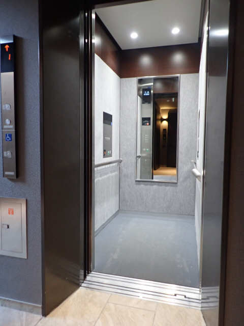 エレベーター