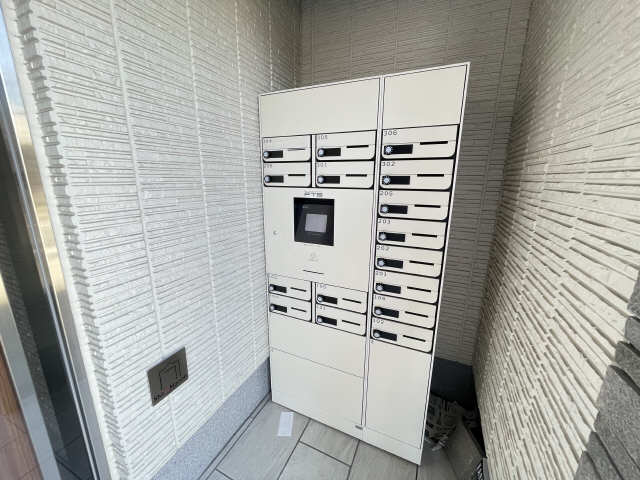 宅配ボックス