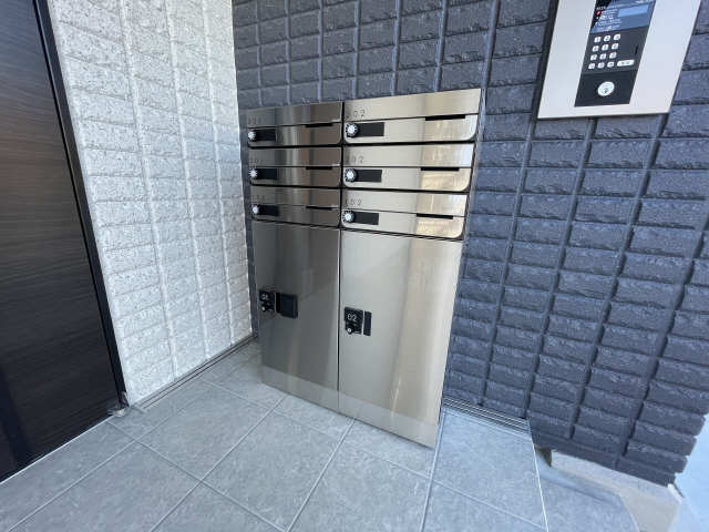 宅配ボックス