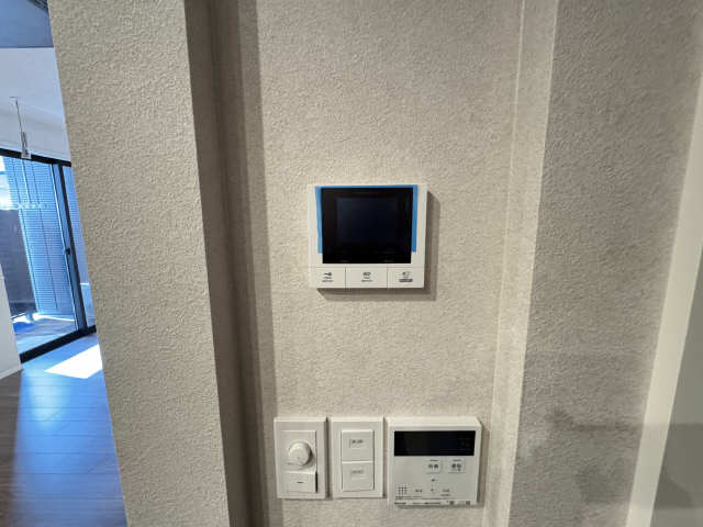 モニター付きインターホン