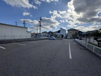  駐車場