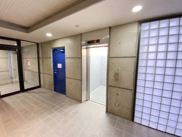 エレベーター