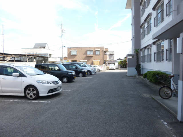 コーポ武田 4階 駐車場