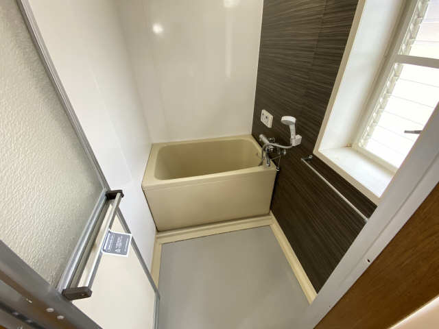 オリンピアトヨタ 2階 浴室