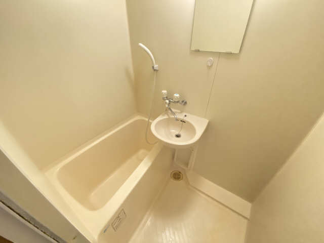 アーバン小島Ⅱ 1階 浴室
