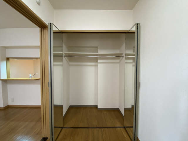 洋室収納