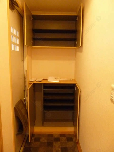 シューズボックス