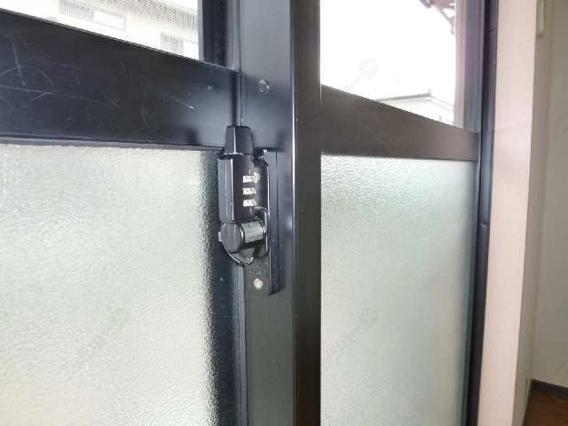 防犯クレセント