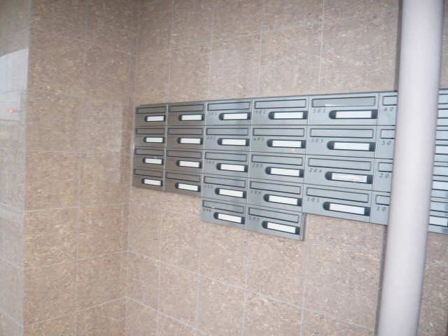 ポスト（外側）