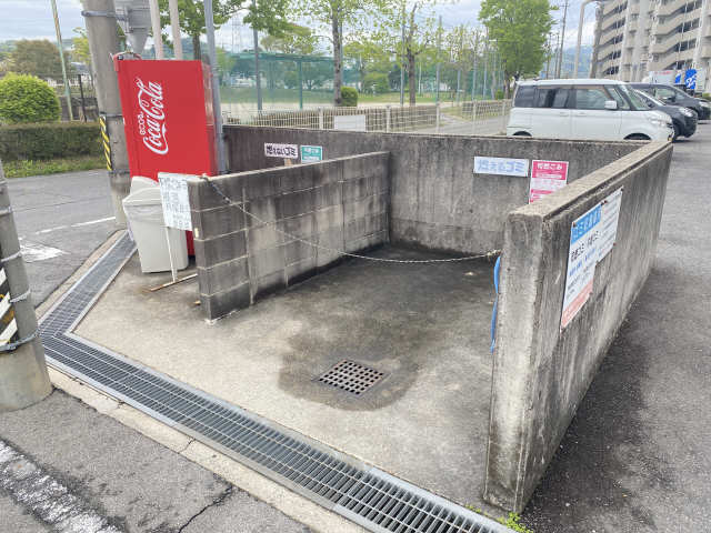 敷地内ゴミ置き場