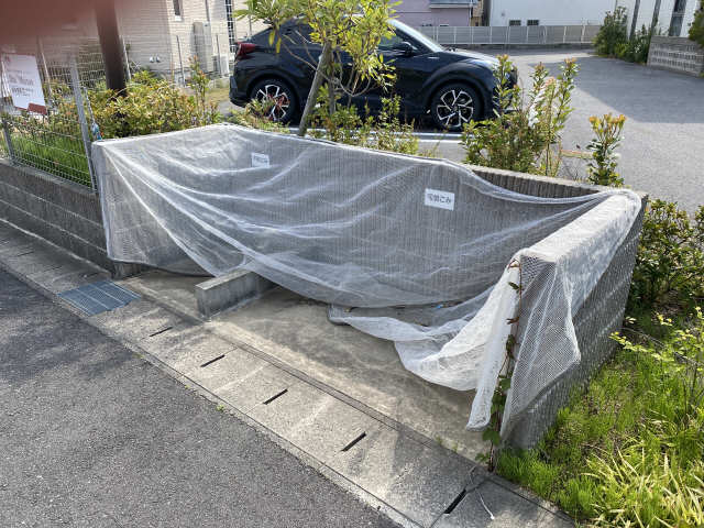 敷地内ゴミ置き場