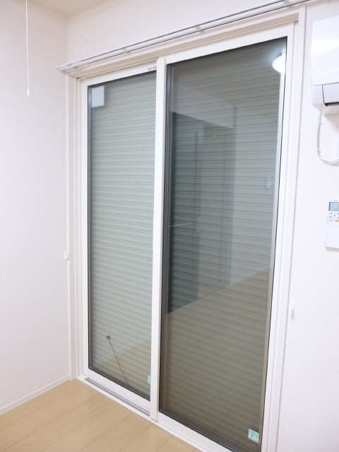 シャッター雨戸