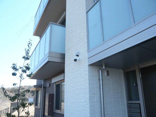 エントランス防犯カメラ