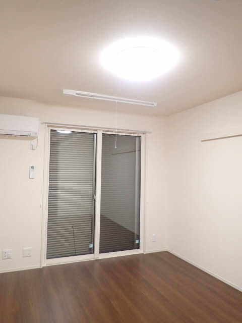 シャッター雨戸