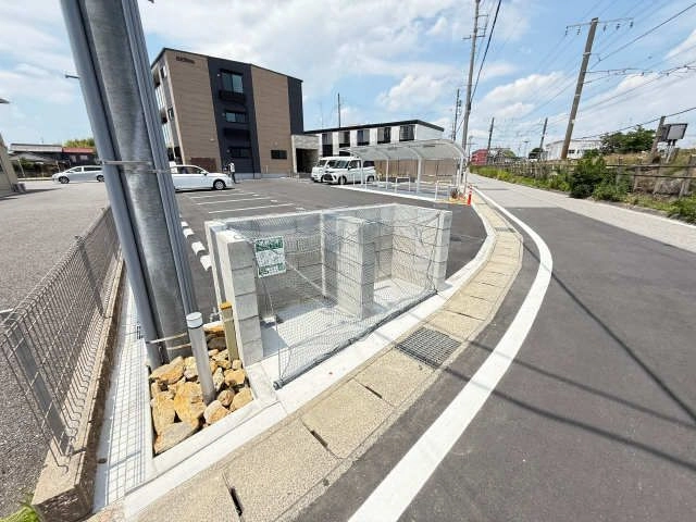 ゴミ捨て場