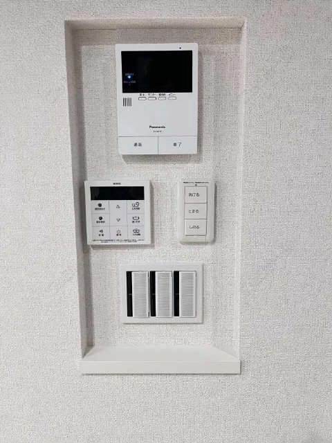 モニター付きインターホン