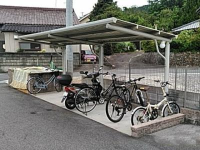 レオネクスト山綱 2階 共用部分