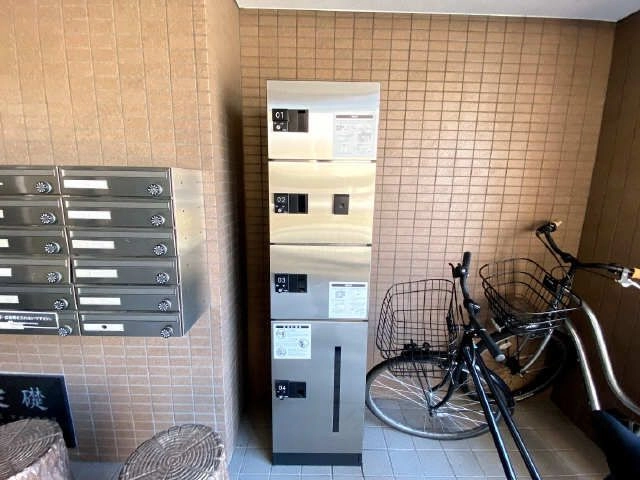宅配ボックス
