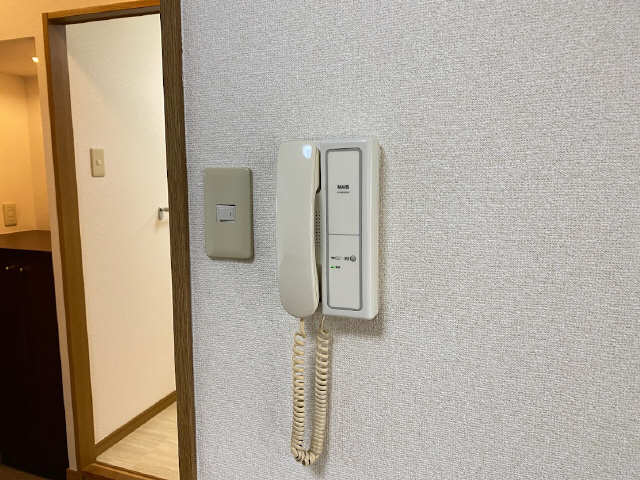 インターホン