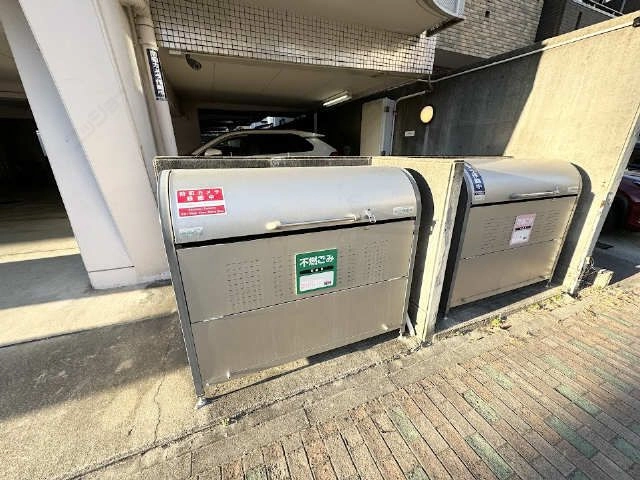 ゴミ置き場