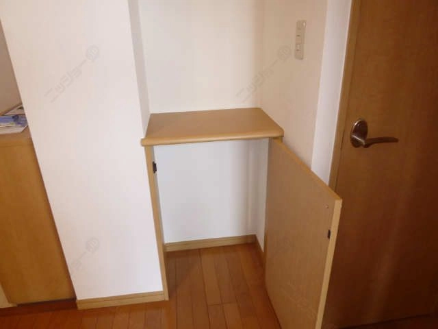 電話台