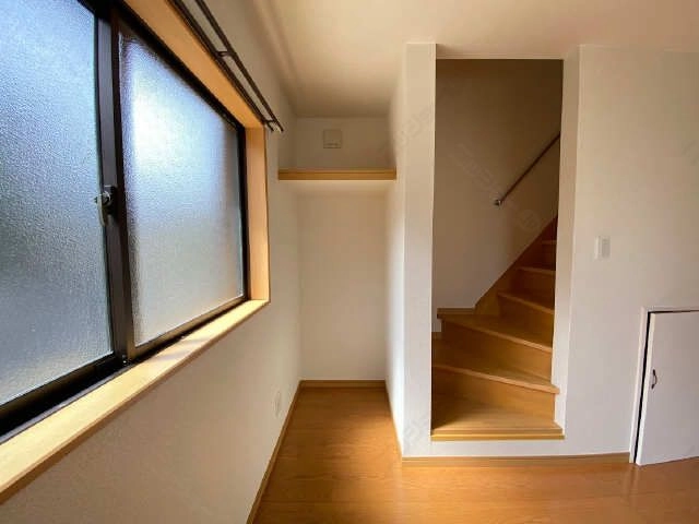 1階オープン収納