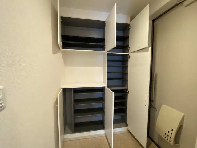 シューズBOX