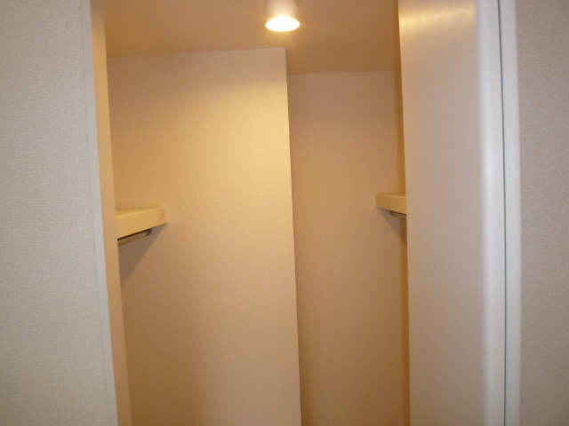 ウォークインクローゼット