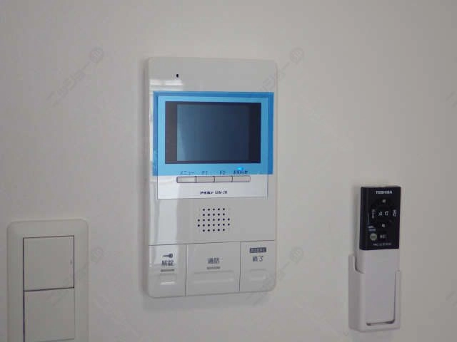 モニター付きインターホン