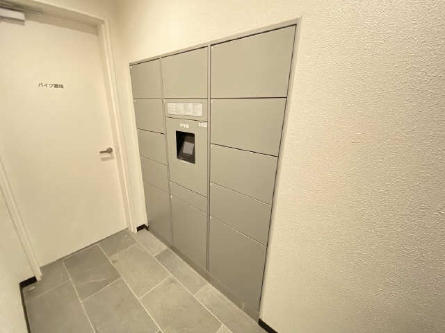 宅配ボックス