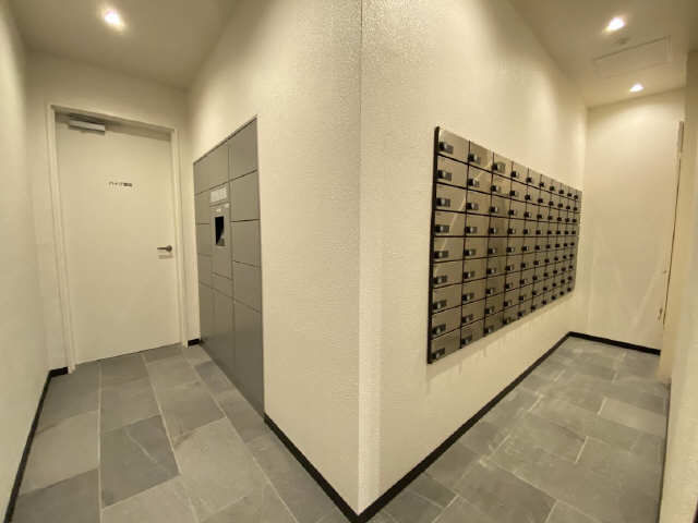 宅配ボックス