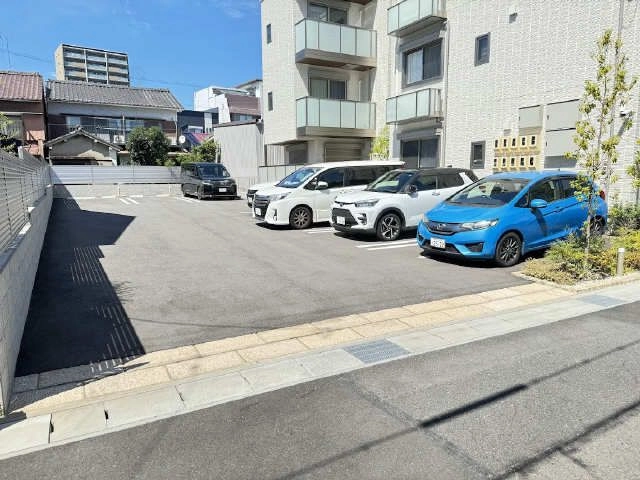 駐車場（敷地内）