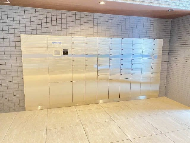 集合ポスト・宅配ボックス