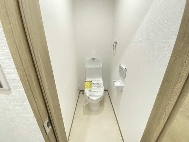 コンフォール鳴浜 2階 WC