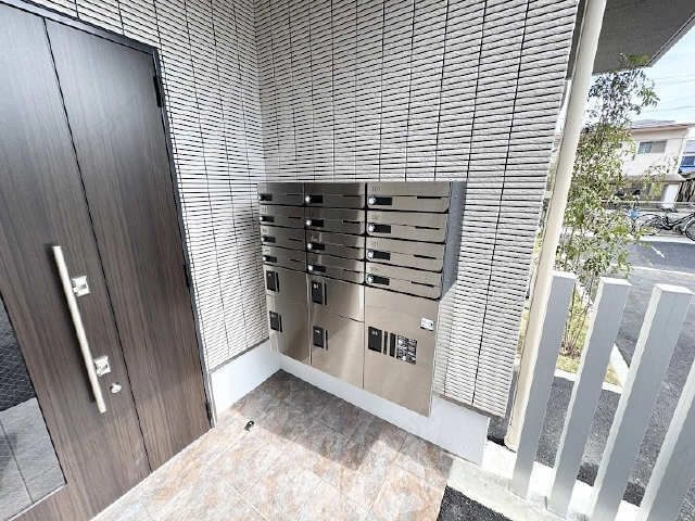 集合ポストと宅配BOX