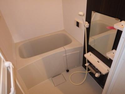 シェルト氷室(シェルトヒムロ) 2階 浴室