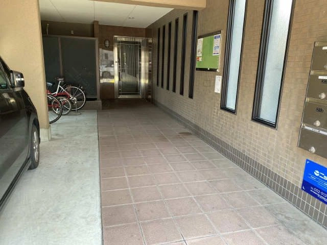 エン  トランス