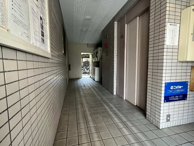 ロビー