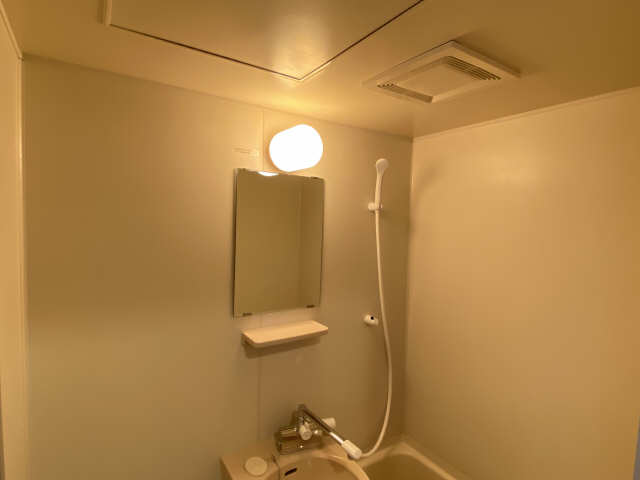 アーバンポイント３０４ 7階 浴室換気扇