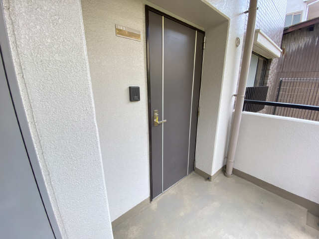 玄関ドア