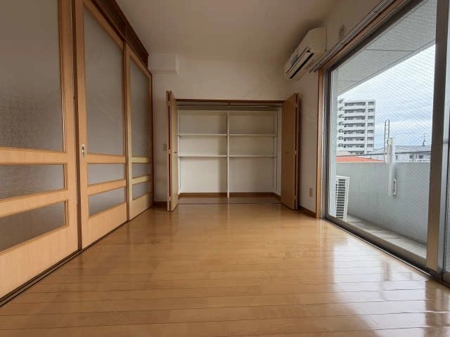 洋室