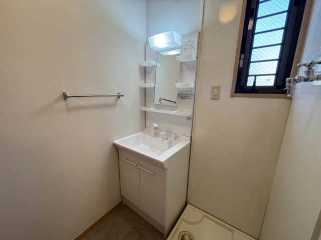 シャンプードレッサー