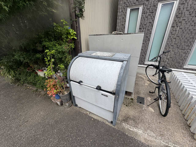 ゴミ置き場