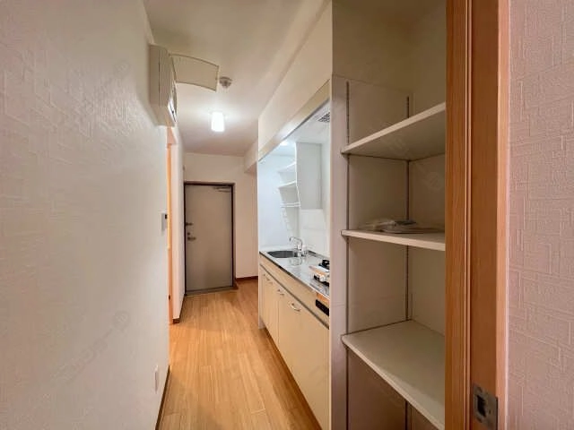 キッチン収納棚