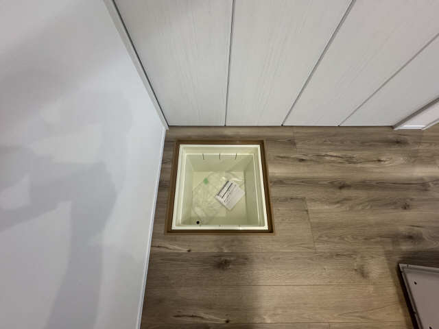 床下収納庫