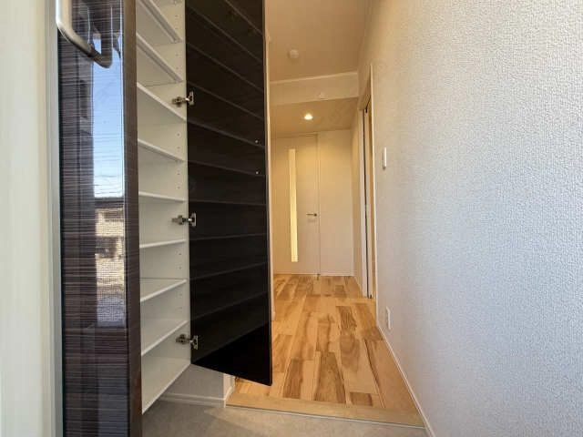 シューズボックス