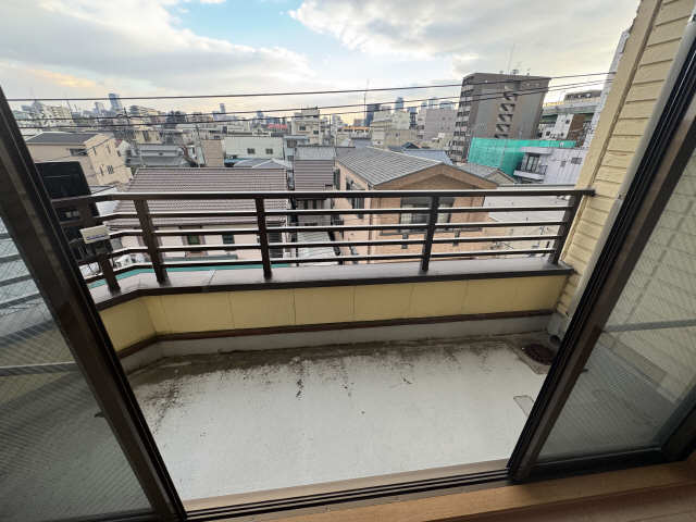 ４階バルコニー
