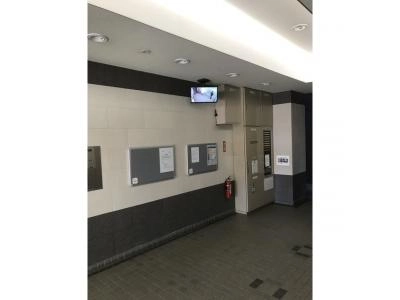   エントランス